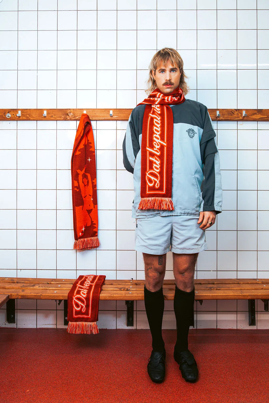 Dat Bepaal Ik Zelf Wel - Scarf - Illustration by Juul Lit (3 of 4)